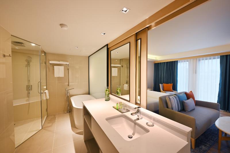 M Pattaya Hotel - Oda