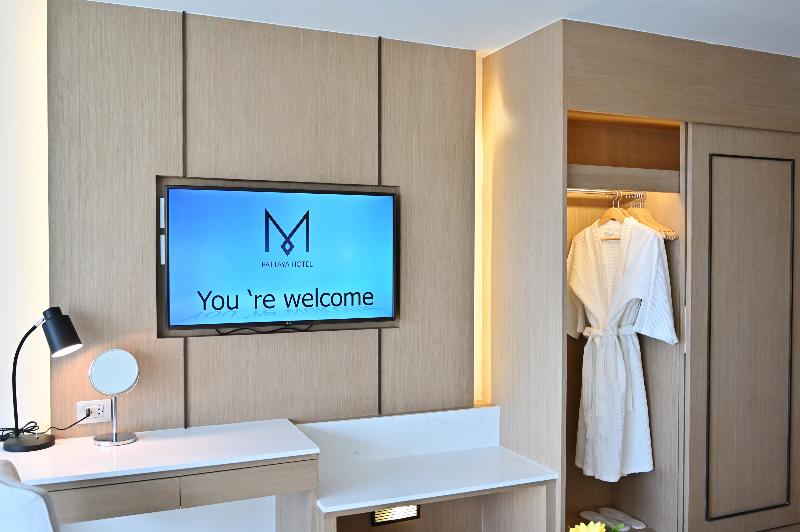 M Pattaya Hotel - Oda
