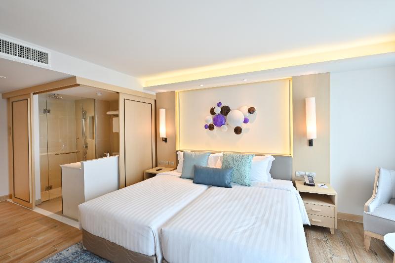 M Pattaya Hotel - Oda