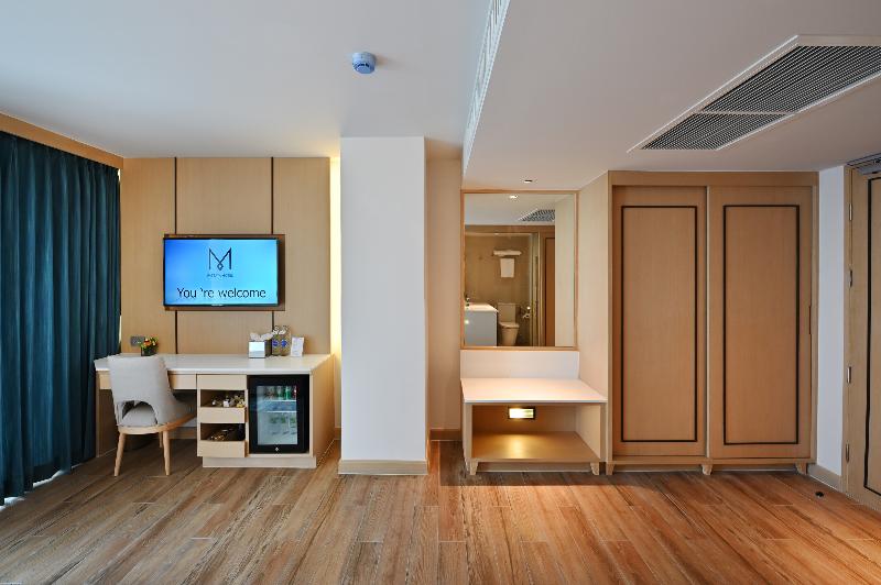 M Pattaya Hotel - Oda