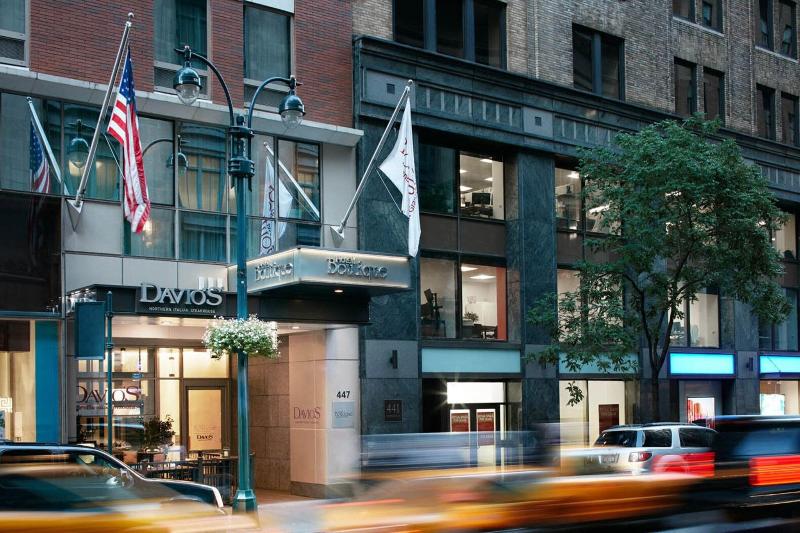Boutique At Grand Central - Genel