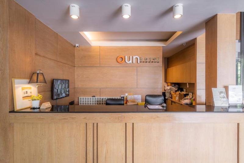 Oun Hotel Bangkok - Lobi