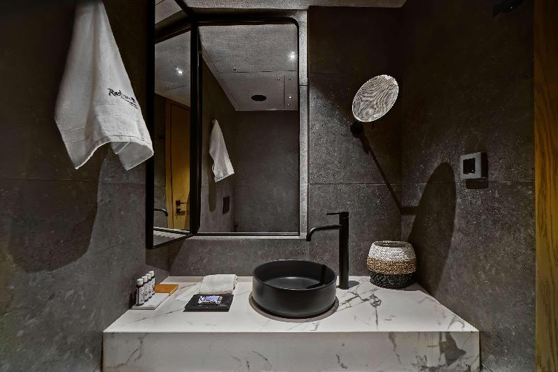 Radisson Blu Zaffron Resort Santorini - Oda