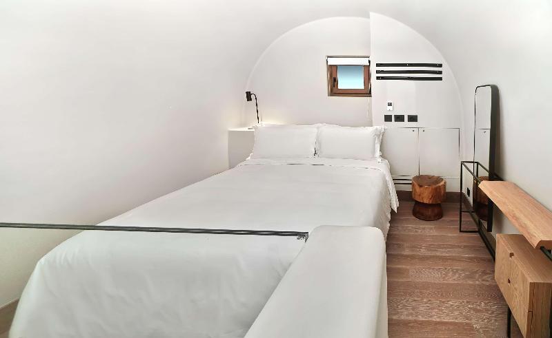 Radisson Blu Zaffron Resort Santorini - Oda