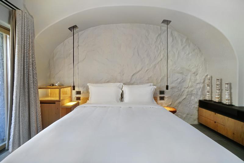 Radisson Blu Zaffron Resort Santorini - Oda