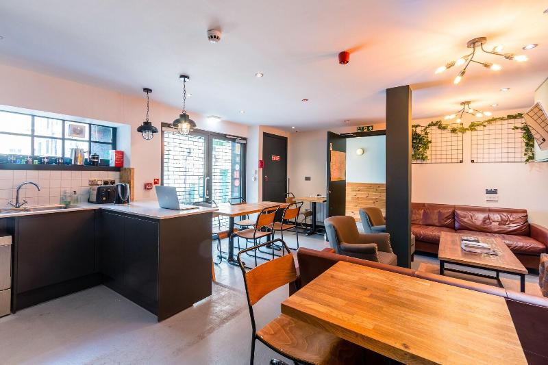 Code Pod Hostel - The Loft - Oda