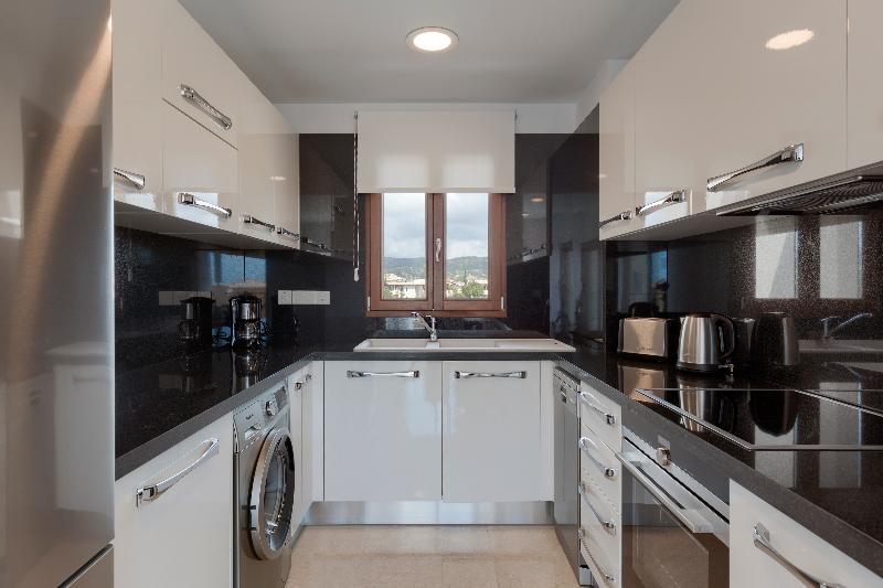 Aphrodite Hills Residences - Premium Apartments - Oda
