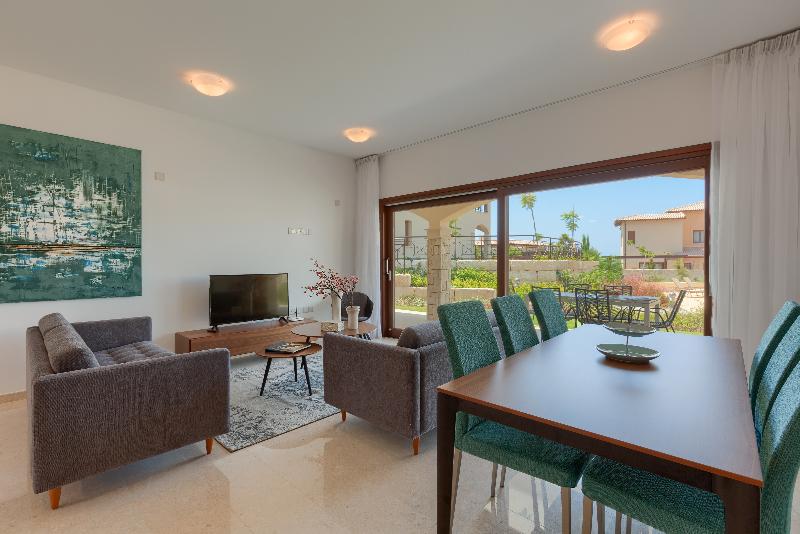 Aphrodite Hills Residences - Premium Apartments - Oda