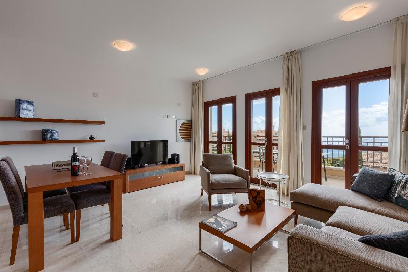 Aphrodite Hills Residences - Premium Apartments - Oda
