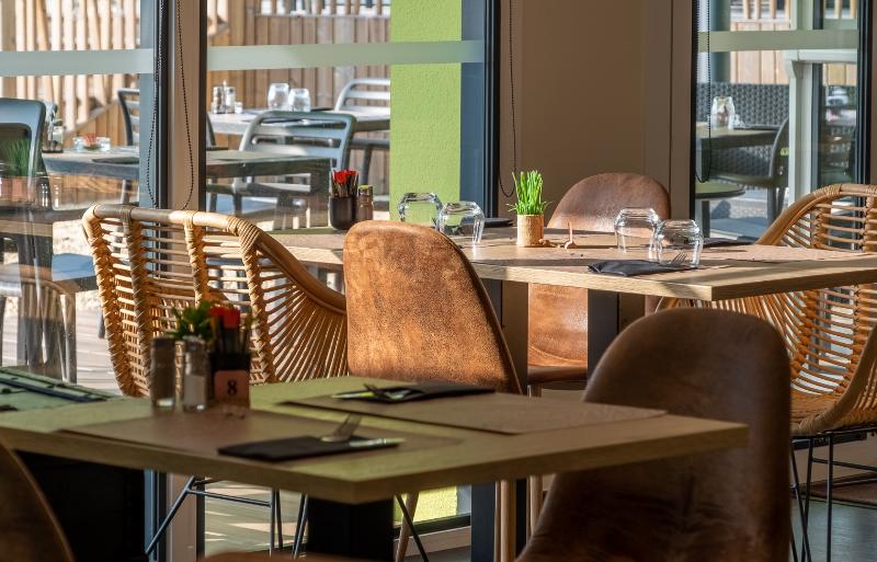 The Originals City, Ax Hotel, La Châtaigneraie - Restoran