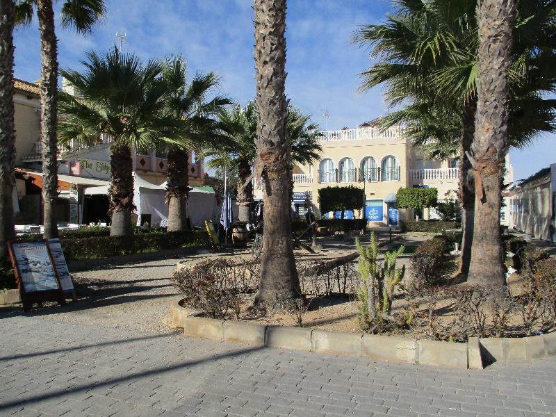 Marina Internacional - Lobi