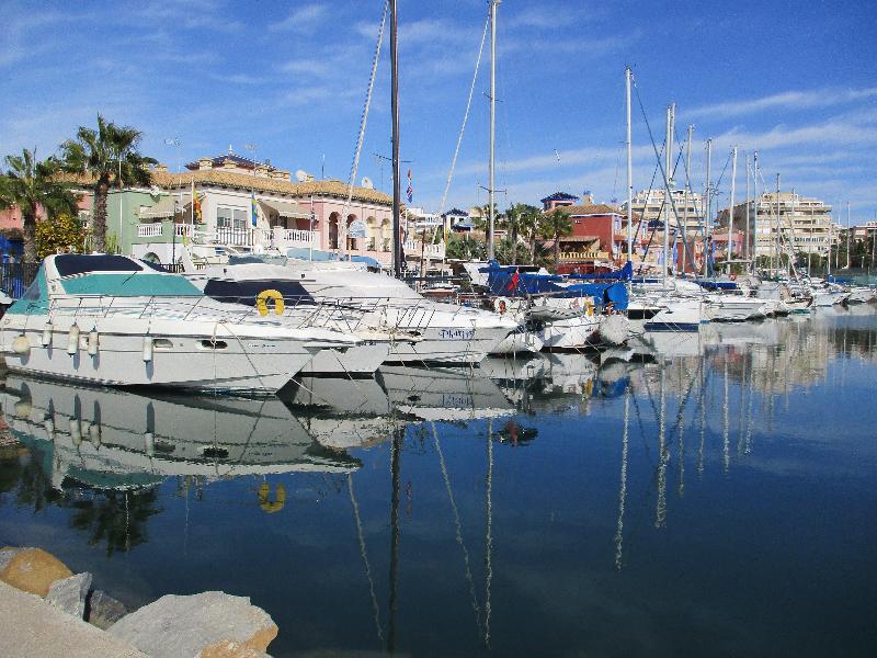 Marina Internacional - Genel