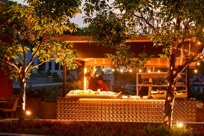 Mida Grande Resort Phuket - Bar