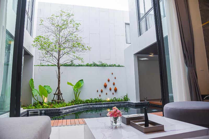 Mida Grande Resort Phuket - Oda