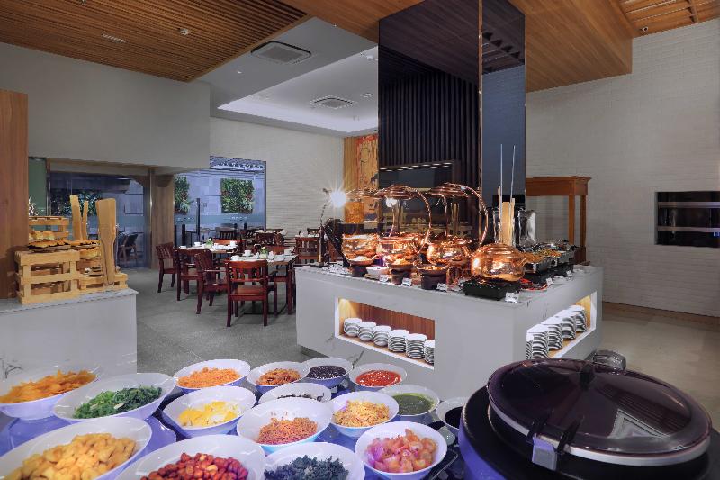 Harper Wahid Hasyim Medan - Restoran