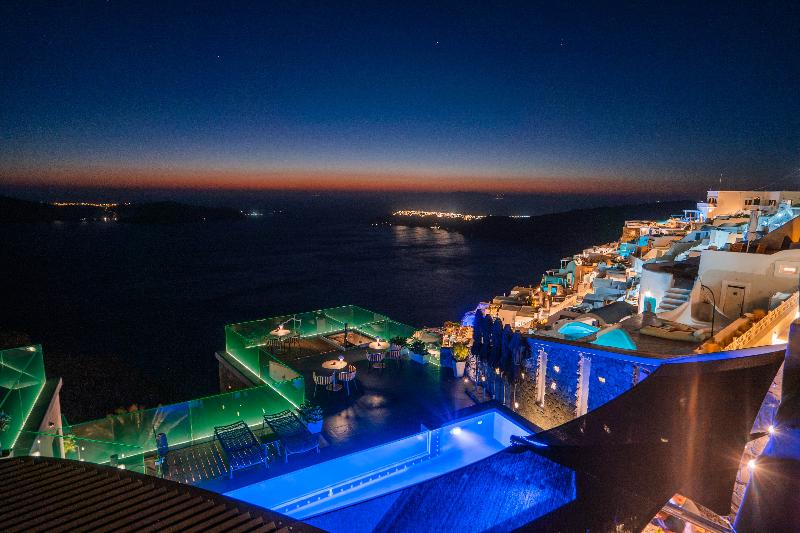 Kivotos Santorini - Genel