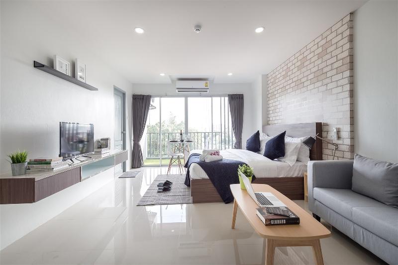 Q Space Residence by ZUZU - Oda