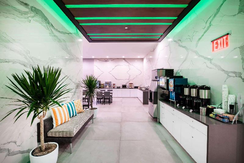 Wingate by Wyndham Long Island City - Restoran