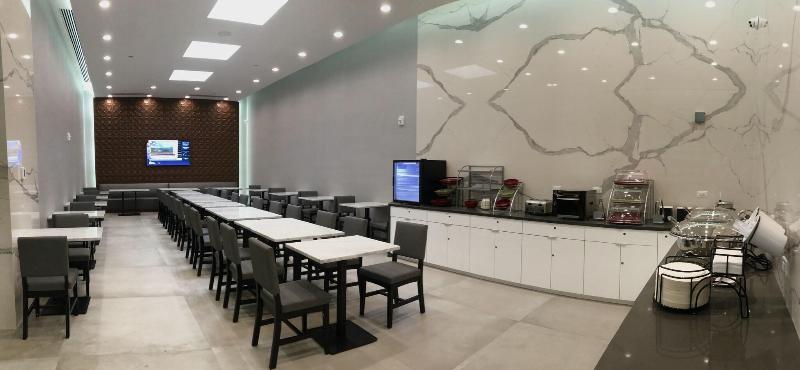 Wingate by Wyndham Long Island City - Restoran