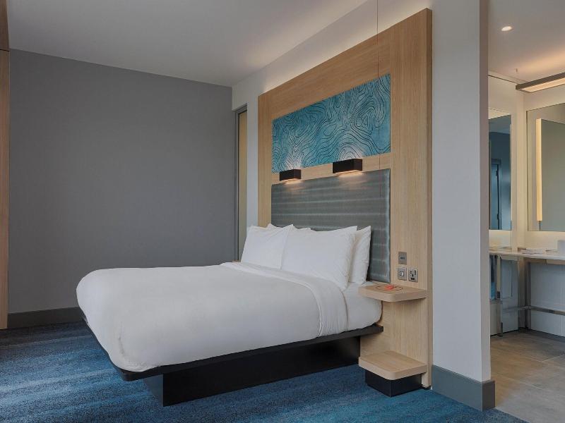 Aloft Aberdeen Teca - Oda