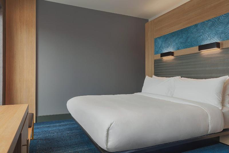 Aloft Aberdeen Teca - Oda