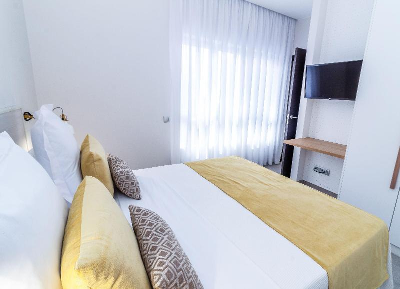 URBANSEA Holiday Homes - Oda