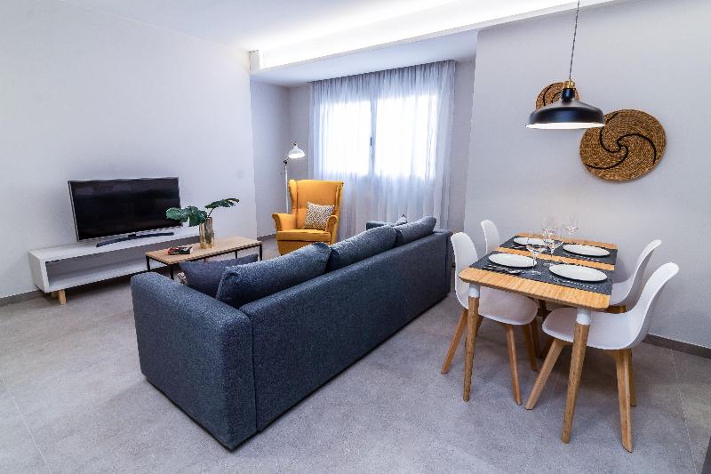 URBANSEA Holiday Homes - Oda