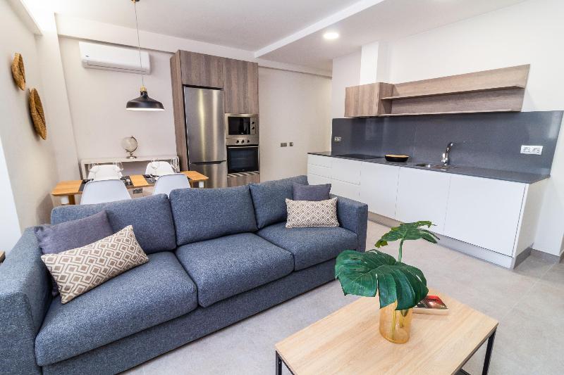 URBANSEA Holiday Homes - Oda