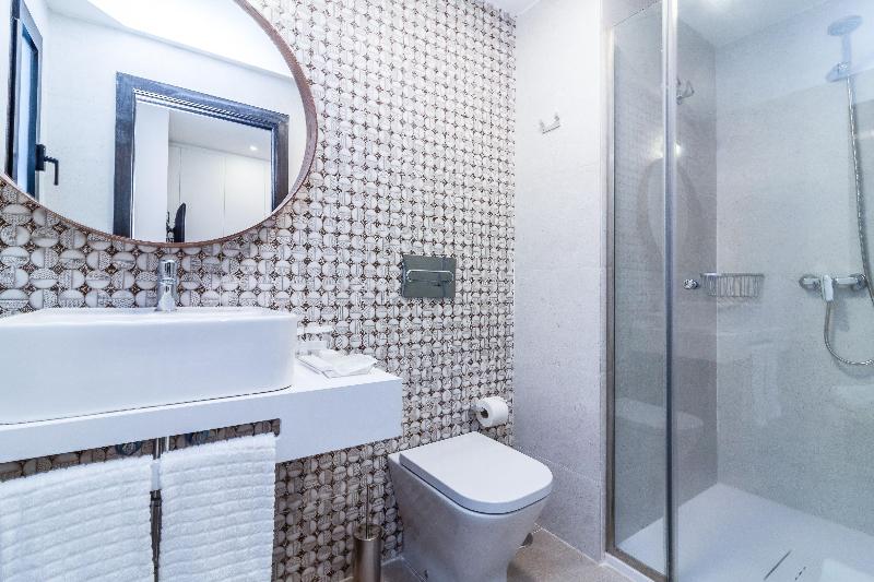 URBANSEA Holiday Homes - Oda