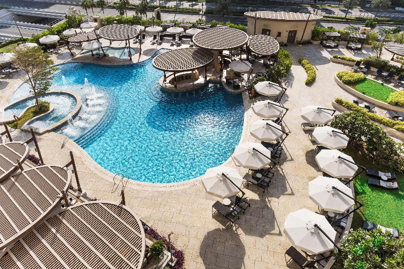 Hilton Doha The Pearl - Havuz