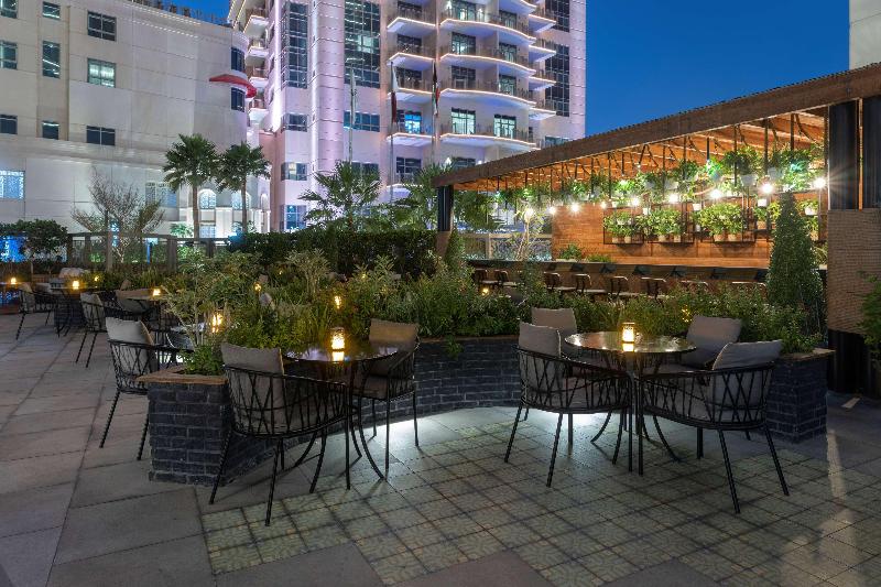 Hilton Doha The Pearl - Restoran