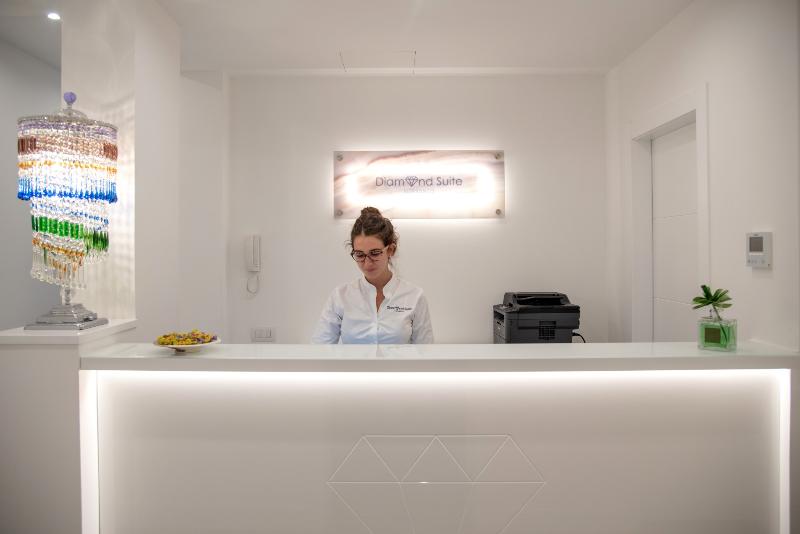Diamond Suites - Lobi