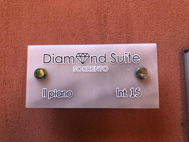 Diamond Suites - Genel