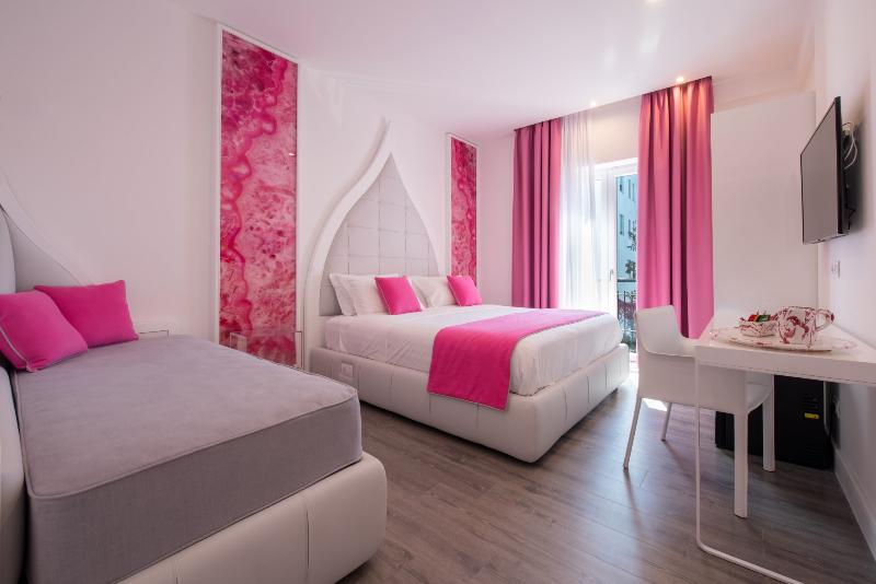 Diamond Suites - Oda