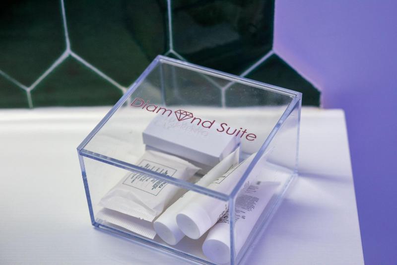 Diamond Suites - Oda