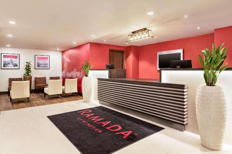 Ramada By Wyndham East Kilbride - Lobi