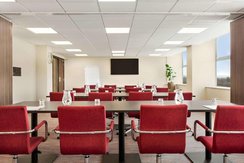 Ramada By Wyndham East Kilbride - Toplantı