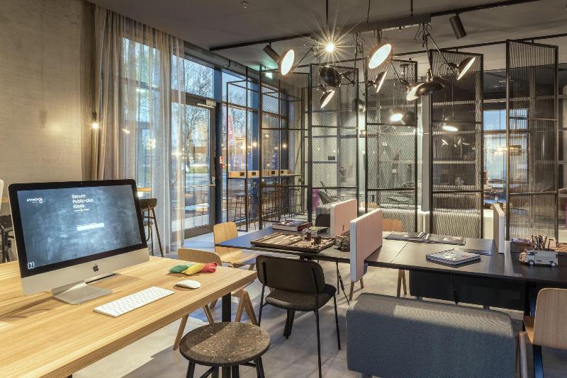 Moxy York - Toplantı