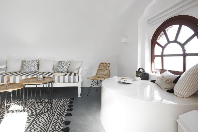Nano Suites - Oda