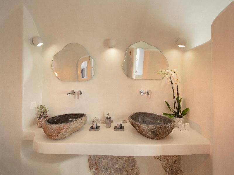 Nano Suites - Oda