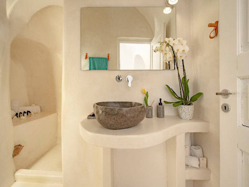 Nano Suites - Oda