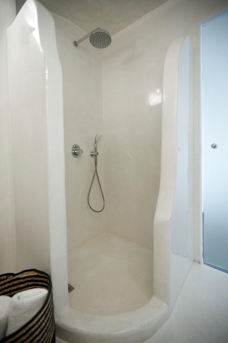 Nano Suites - Oda