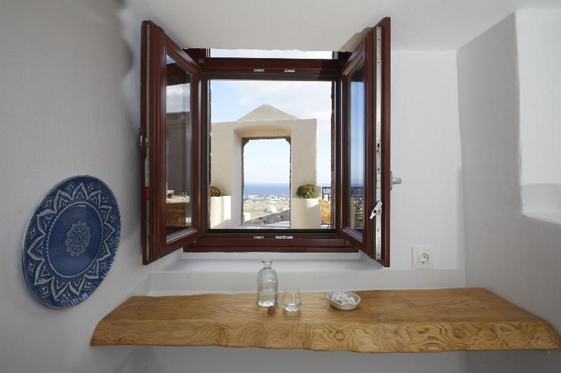 Nano Suites - Oda