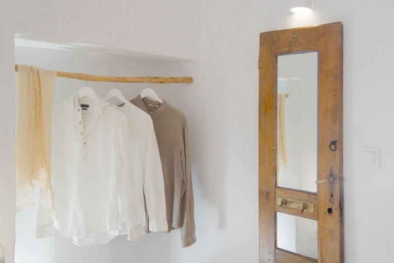 Nano Suites - Oda