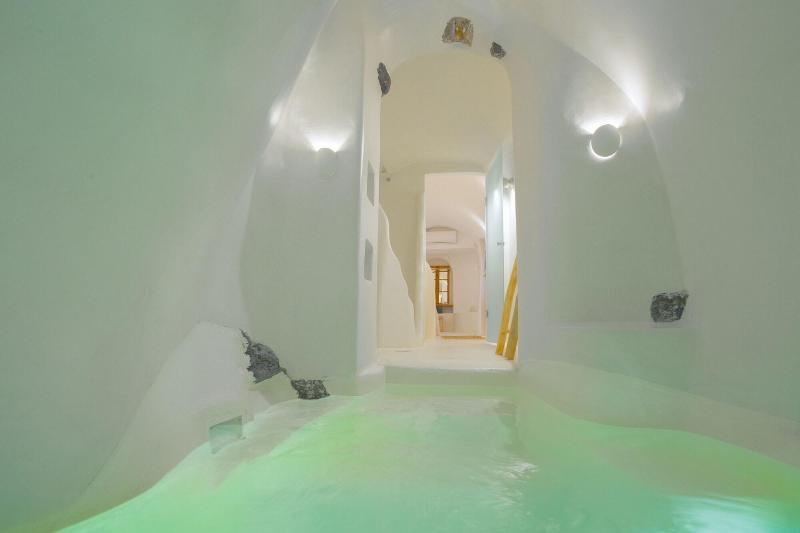 Nano Suites - Oda