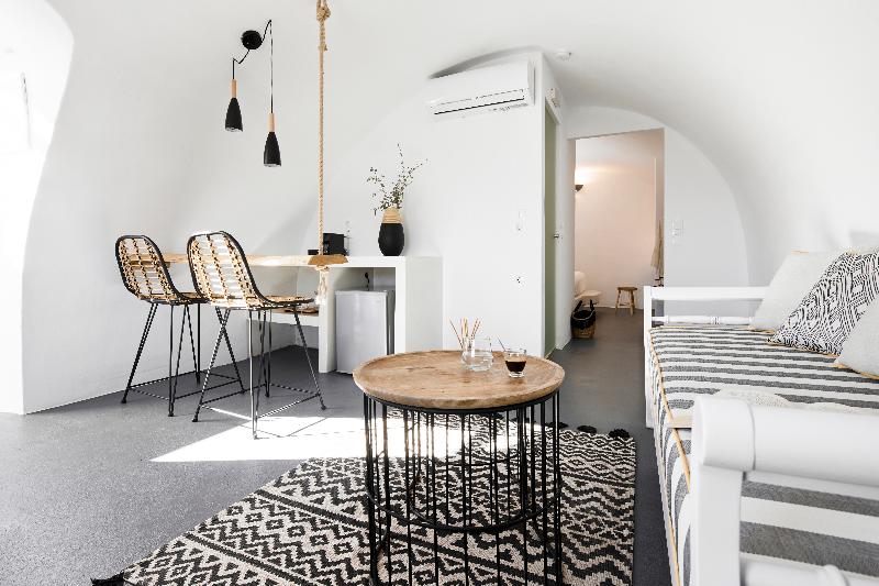 Nano Suites - Oda