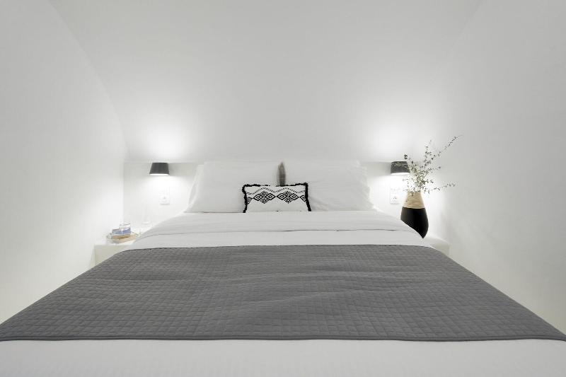 Nano Suites - Oda