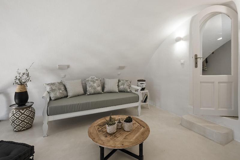 Nano Suites - Oda