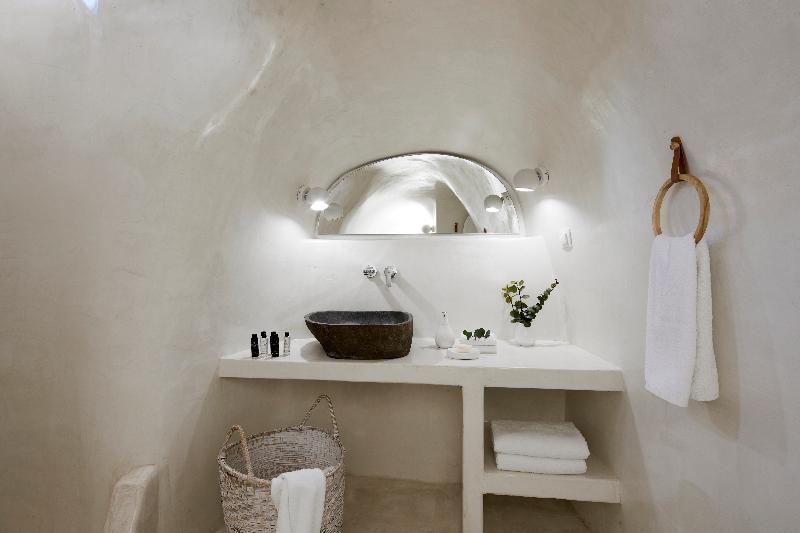 Nano Suites - Oda