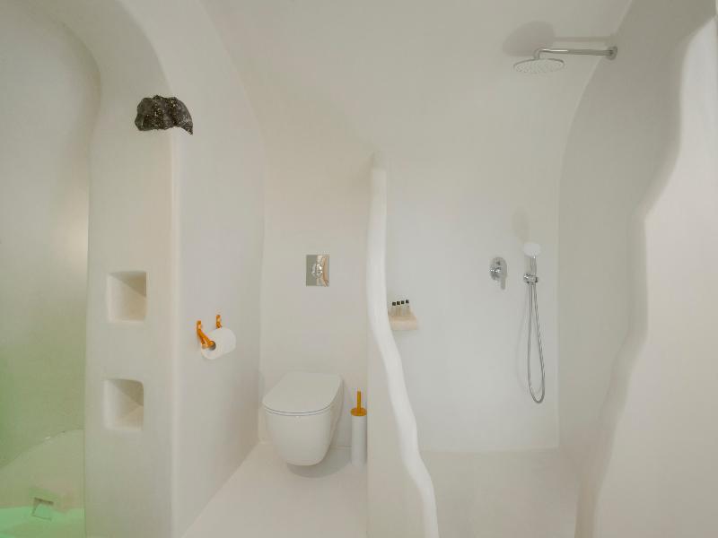 Nano Suites - Oda